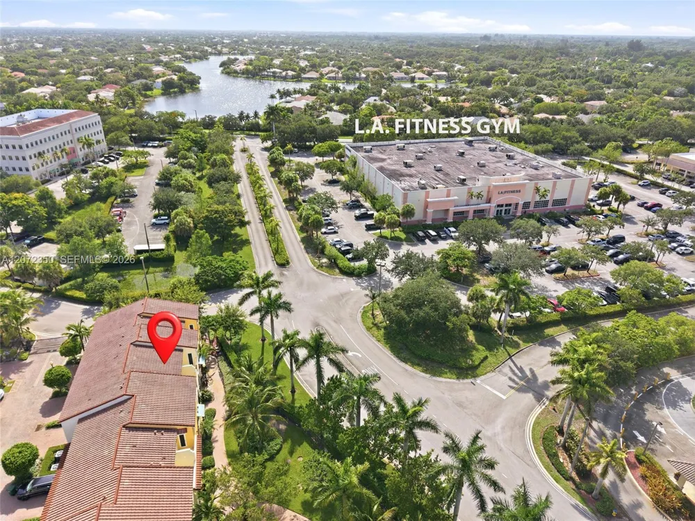 12441 NW 18th Ct Pembroke Pines, FL 33028