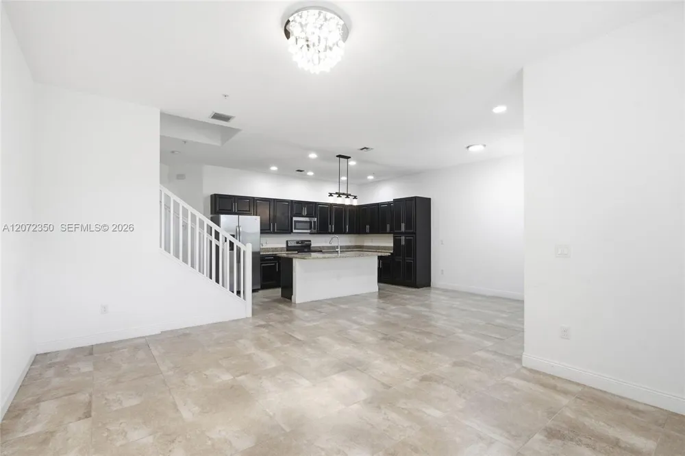 12441 NW 18th Ct Pembroke Pines, FL 33028
