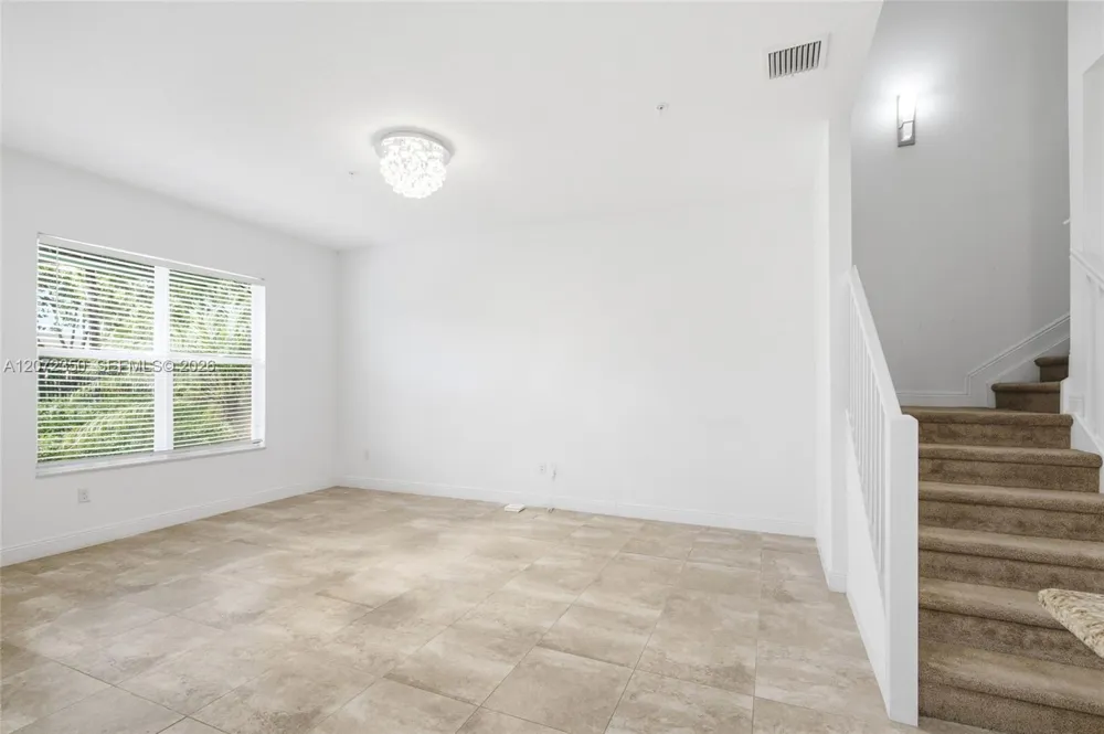 12441 NW 18th Ct Pembroke Pines, FL 33028