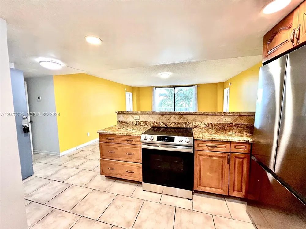 13499 Biscayne Blvd #506 North Miami, FL 33181