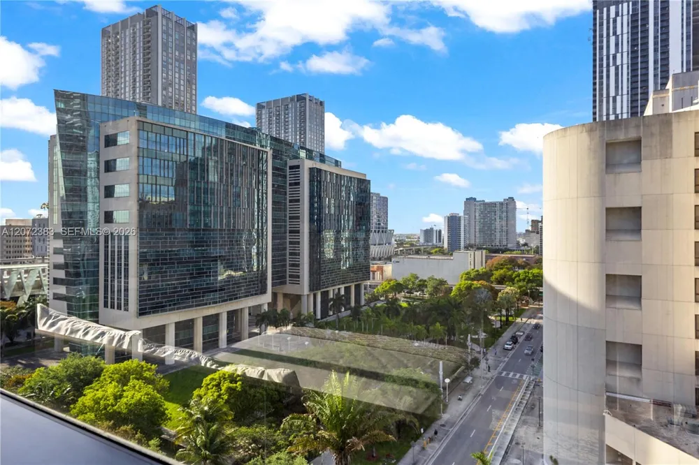 225 Miami Ave #1102 Miami, FL 33128