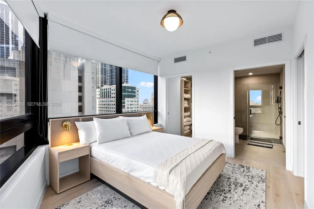 225 Miami Ave #1102 Miami, FL 33128