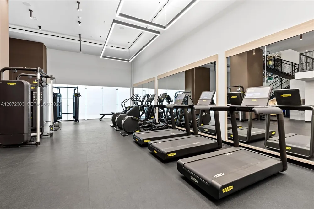 225 Miami Ave #1102 Miami, FL 33128