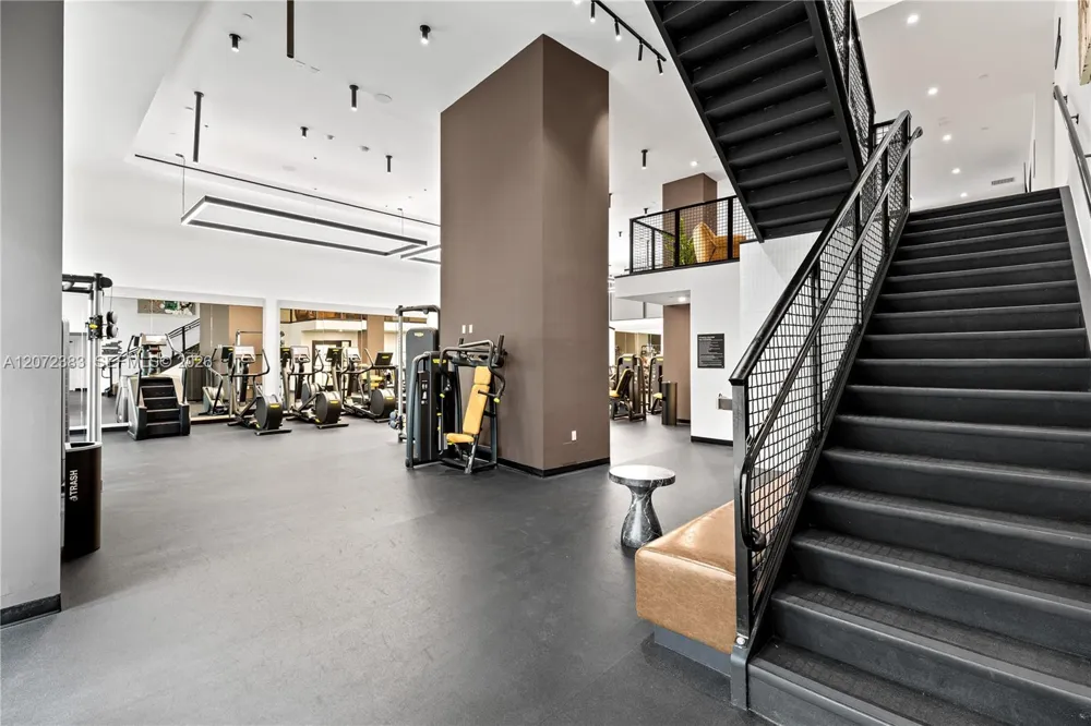 225 Miami Ave #1102 Miami, FL 33128