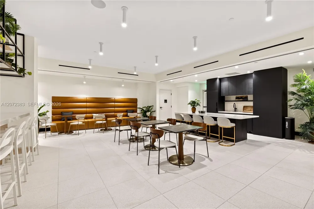 225 Miami Ave #1102 Miami, FL 33128