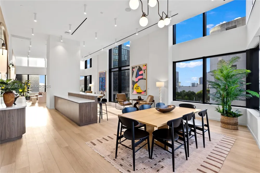 225 Miami Ave #1102 Miami, FL 33128