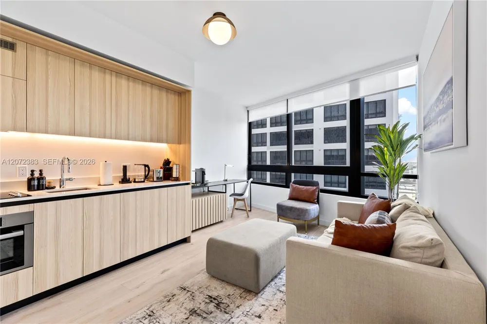 225 Miami Ave #1102 Miami, FL 33128