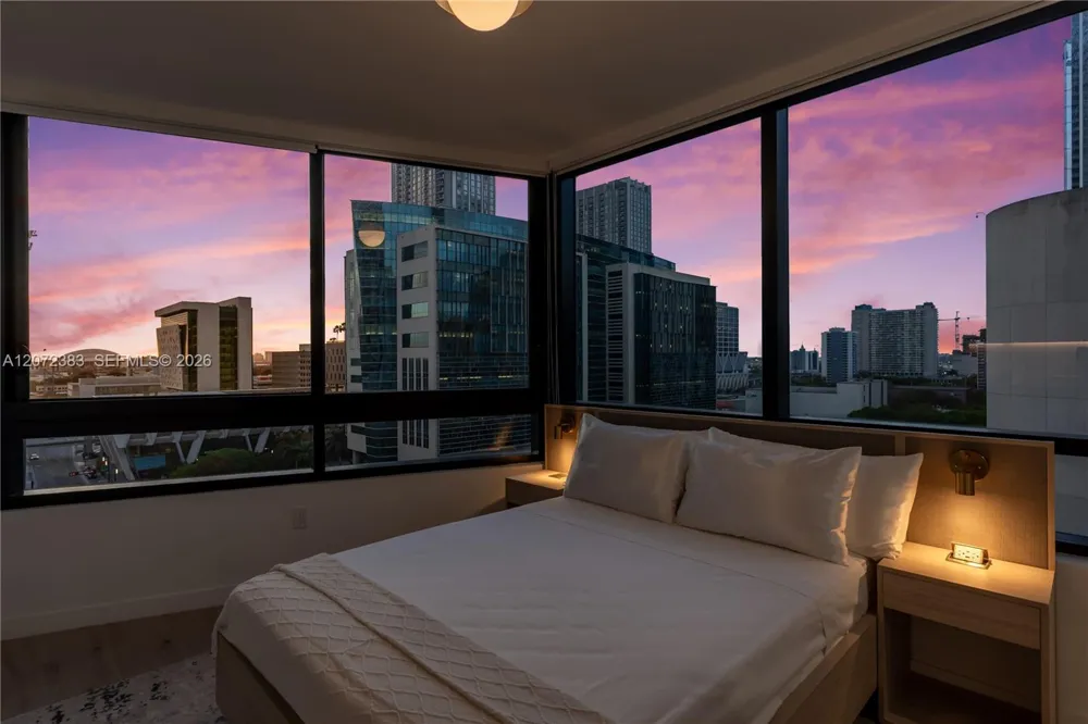 225 Miami Ave #1102 Miami, FL 33128