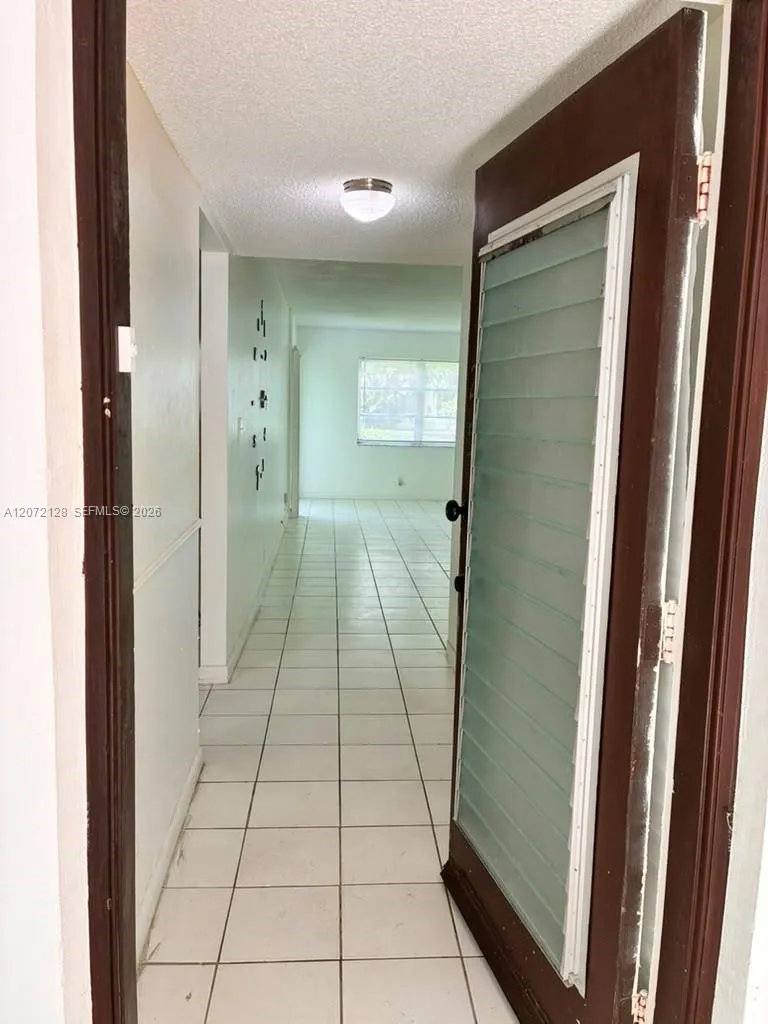 6505 Winfield Blvd #B-25 Margate, FL 33063
