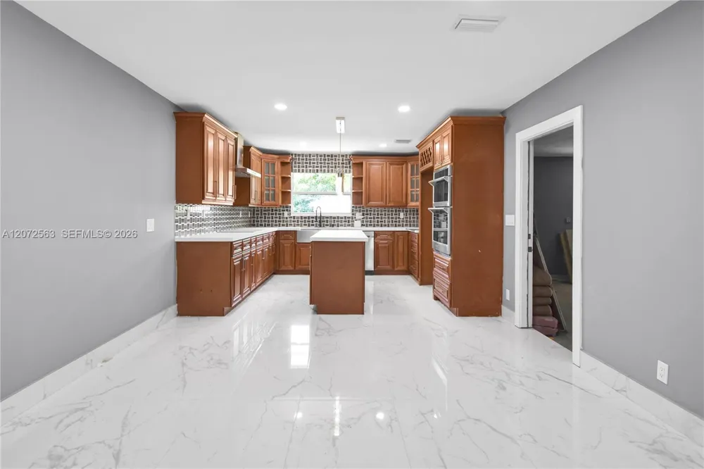 18200 SW 48th St Southwest Ranches, FL 33331