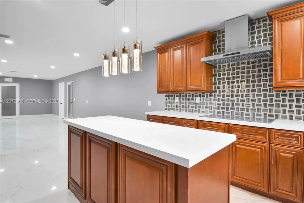 18200 SW 48th St Southwest Ranches, FL 33331