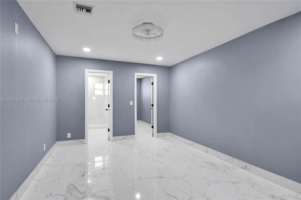 18200 SW 48th St Southwest Ranches, FL 33331