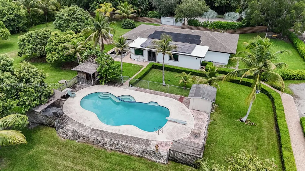 18200 SW 48th St Southwest Ranches, FL 33331
