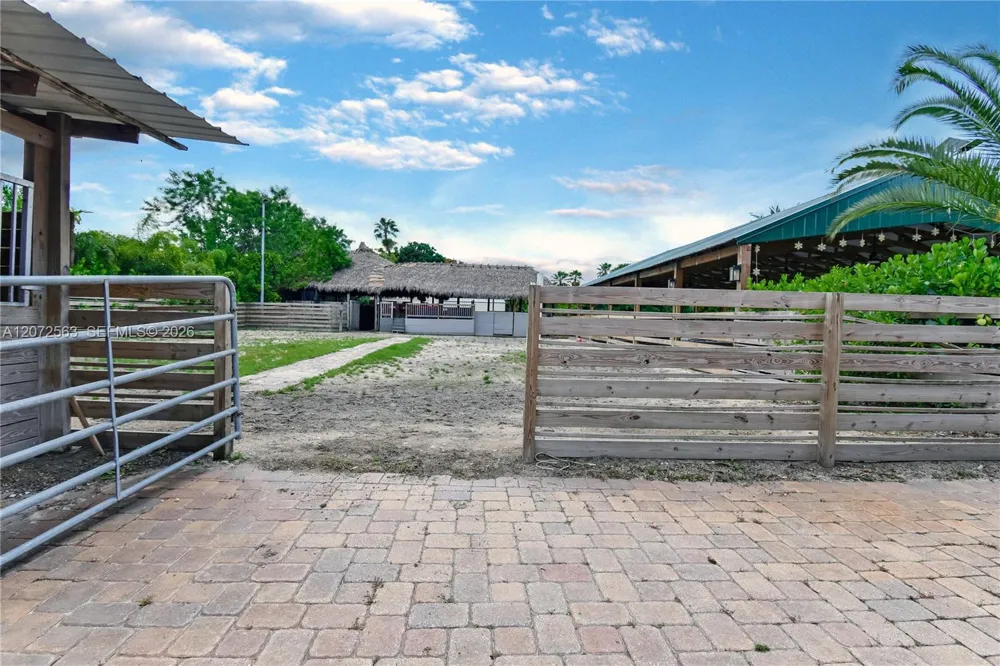 18200 SW 48th St Southwest Ranches, FL 33331
