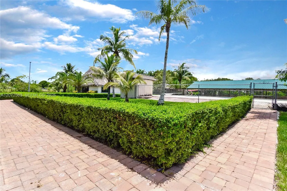 18200 SW 48th St Southwest Ranches, FL 33331