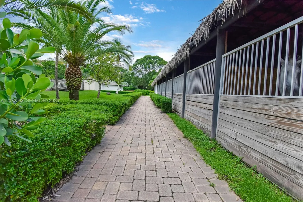 18200 SW 48th St Southwest Ranches, FL 33331