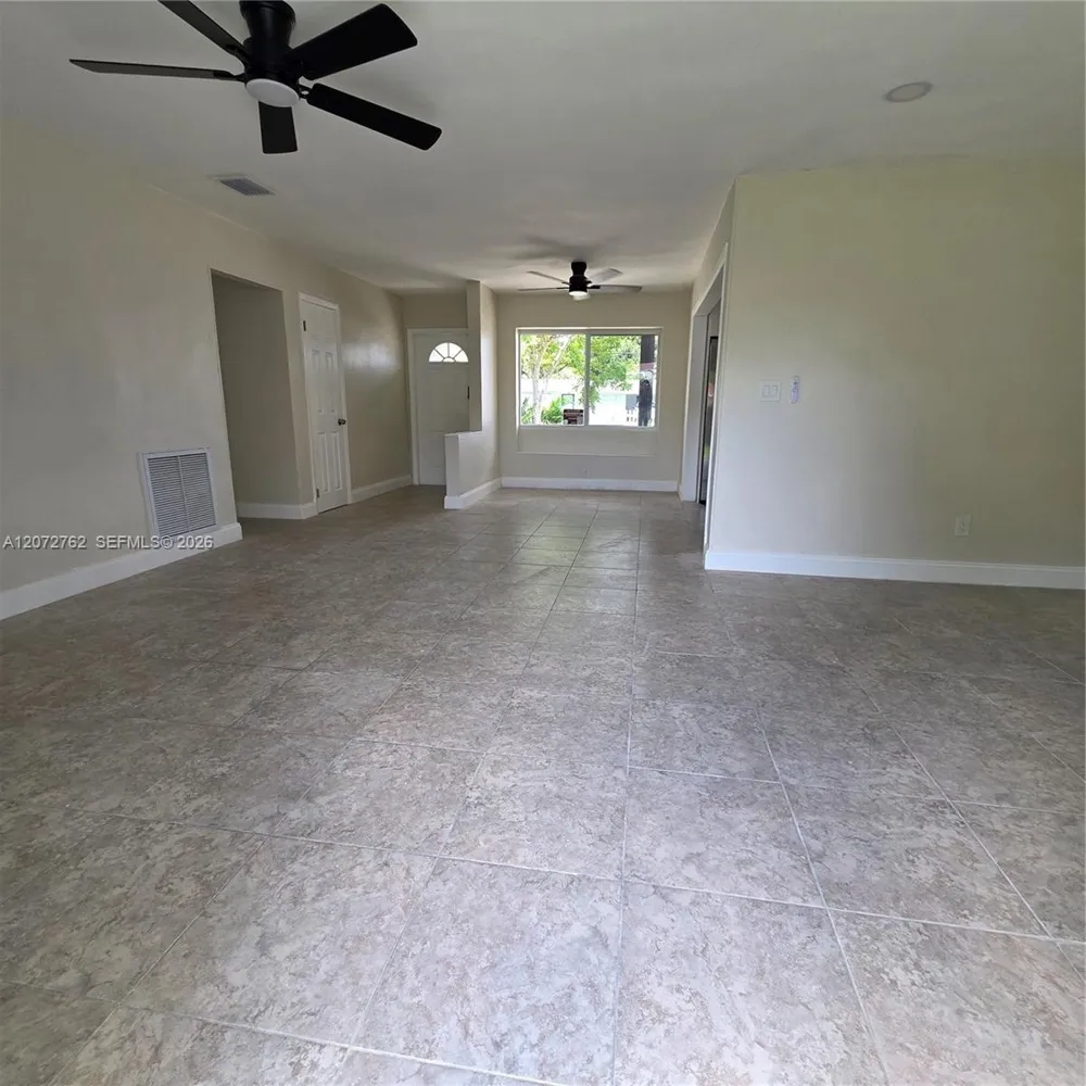 17301 NW 47th Ave Miami Gardens, FL 33055