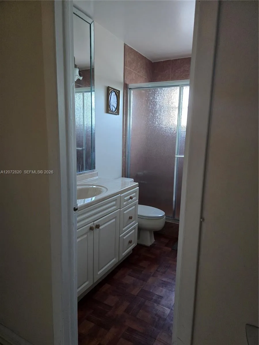 11021 NW 7th St #202-9 Miami, FL 33172
