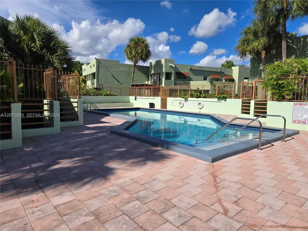 11021 NW 7th St #202-9 Miami, FL 33172