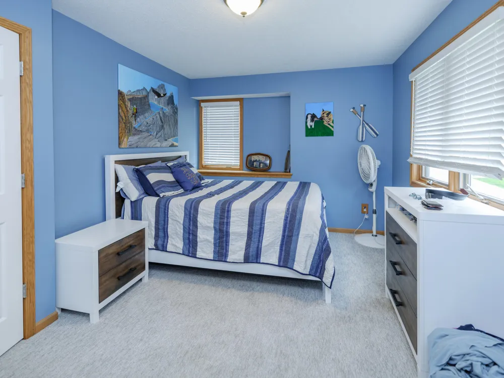 1821 Lakeview Drive Portage, MI 49002