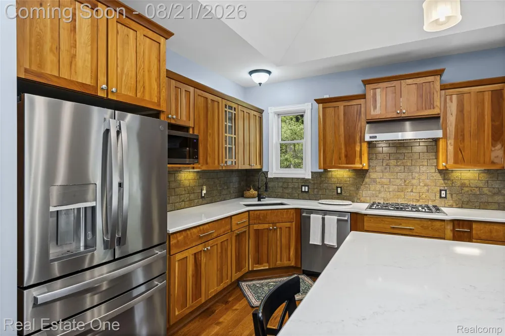 11138 Pine Needle Drive Brighton City, MI 48114