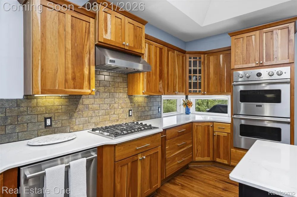 11138 Pine Needle Drive Brighton City, MI 48114