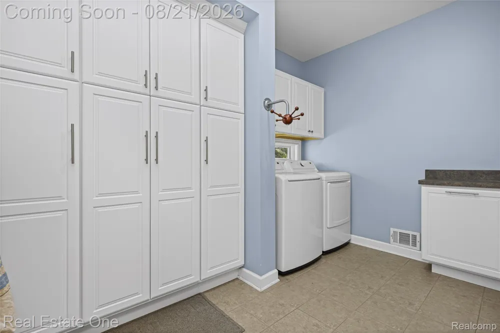 11138 Pine Needle Drive Brighton City, MI 48114