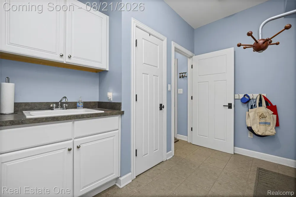 11138 Pine Needle Drive Brighton City, MI 48114