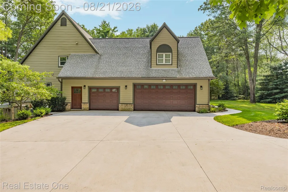 11138 Pine Needle Drive Brighton City, MI 48114