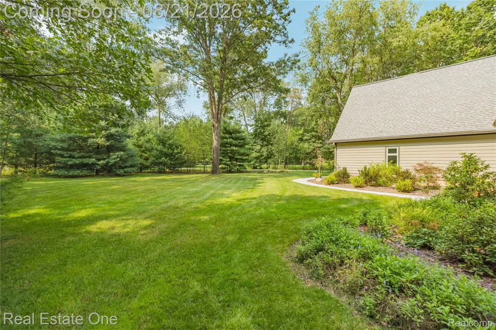 11138 Pine Needle Drive Brighton City, MI 48114