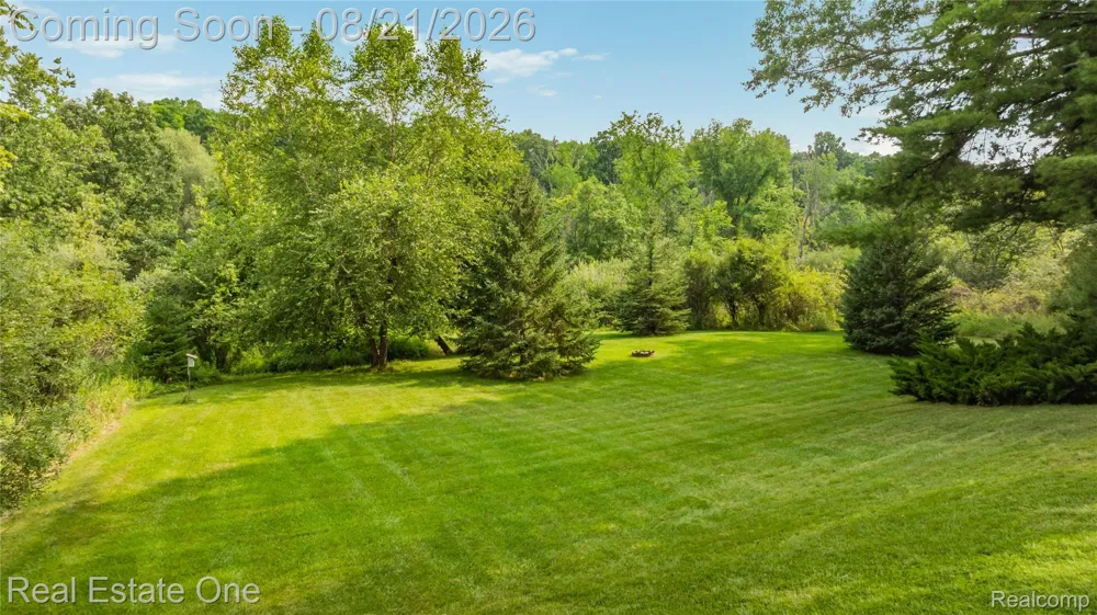 11138 Pine Needle Drive Brighton City, MI 48114