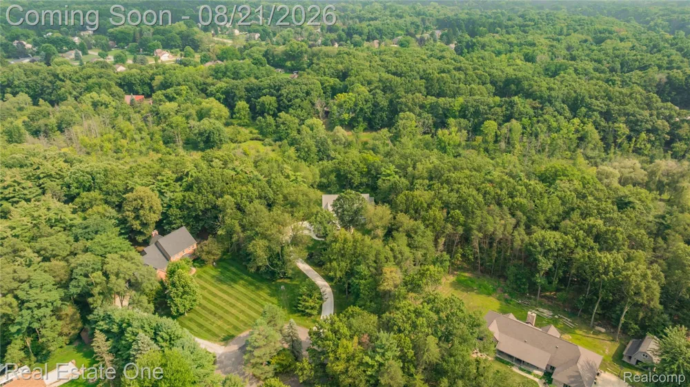11138 Pine Needle Drive Brighton City, MI 48114