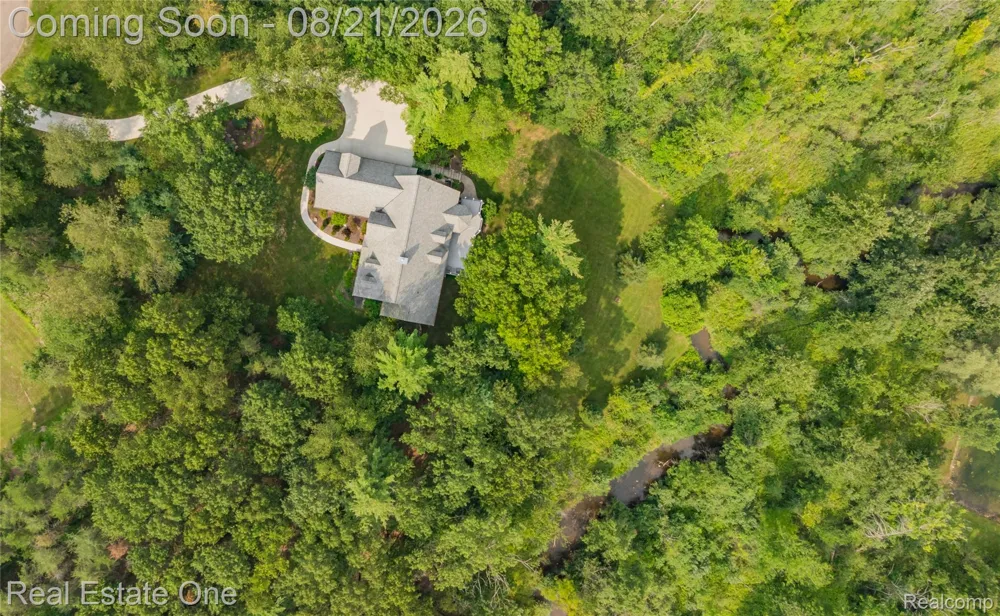 11138 Pine Needle Drive Brighton City, MI 48114