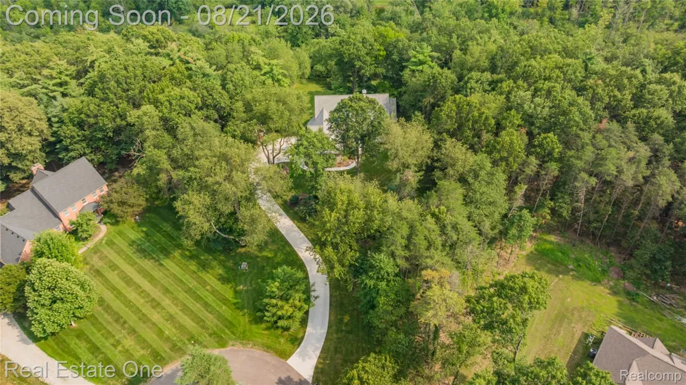 11138 Pine Needle Drive Brighton City, MI 48114