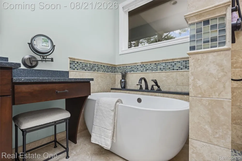 11138 Pine Needle Drive Brighton City, MI 48114