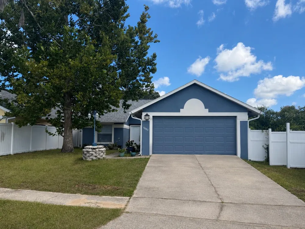 8803 PARLIAMENT COURT Kissimmee, FL 34747