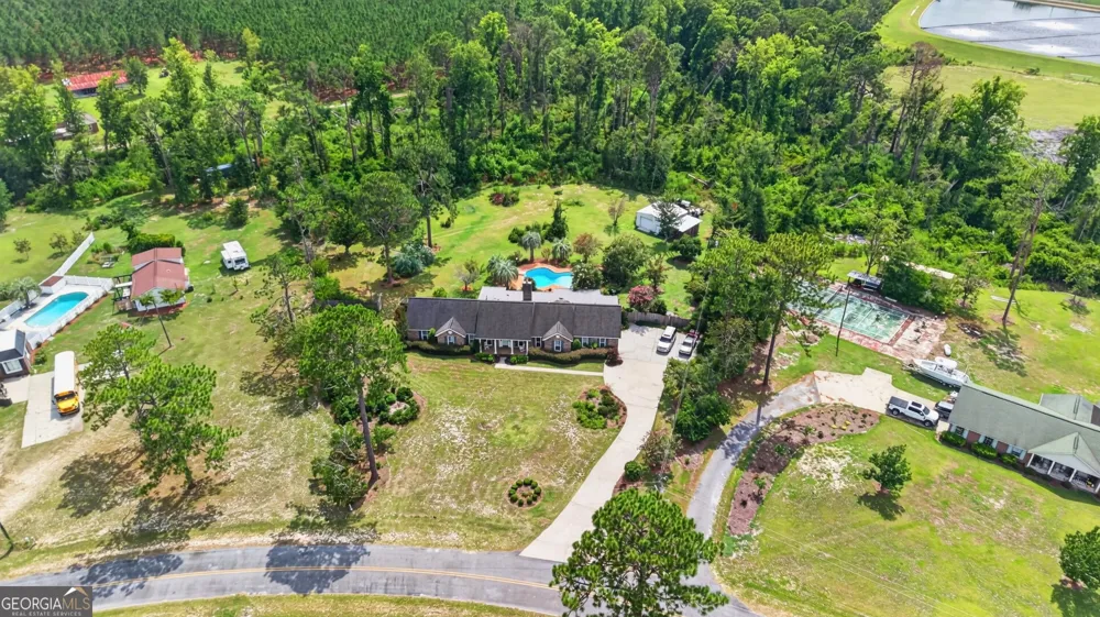 194 Forest AVE Baxley, GA 31513