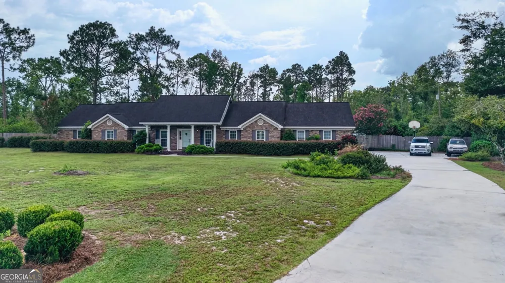 194 Forest AVE Baxley, GA 31513