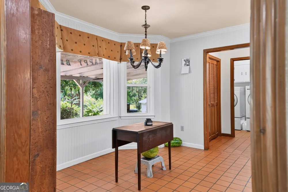 194 Forest AVE Baxley, GA 31513