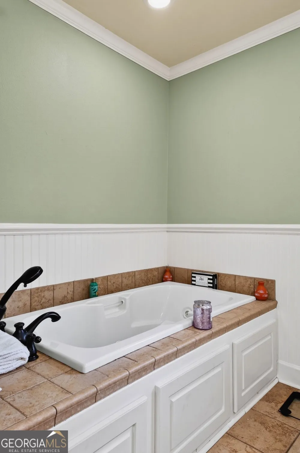 194 Forest AVE Baxley, GA 31513