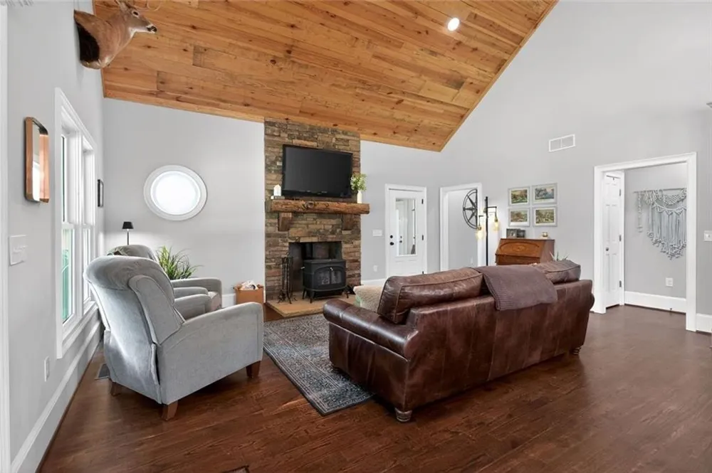 4802 Colham Ferry Road Watkinsville, GA 30677