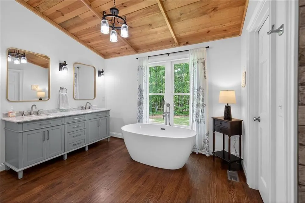 4802 Colham Ferry Road Watkinsville, GA 30677
