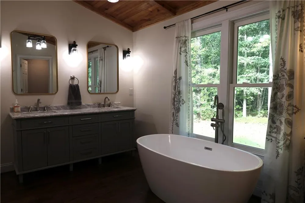 4802 Colham Ferry Road Watkinsville, GA 30677