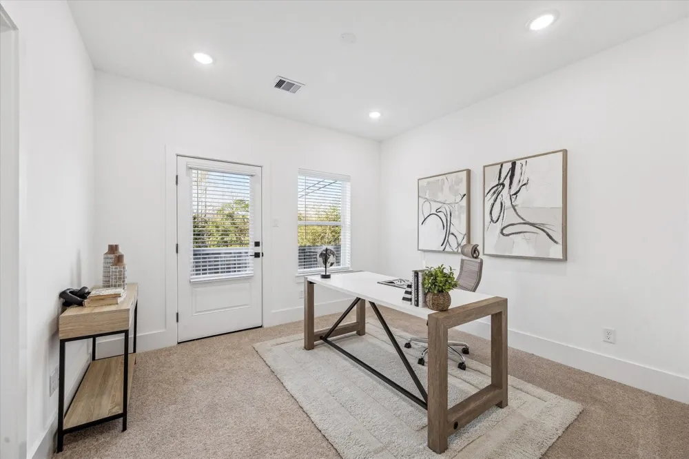 5621 Azores Houston, TX 77091
