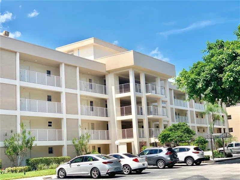2601 S Course Drive #203 Pompano Beach, FL 33069