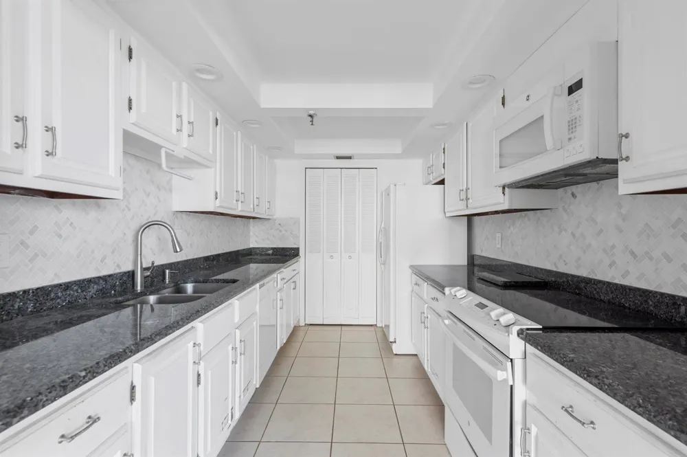 859 Jeffery Street #312 Boca Raton, FL 33487