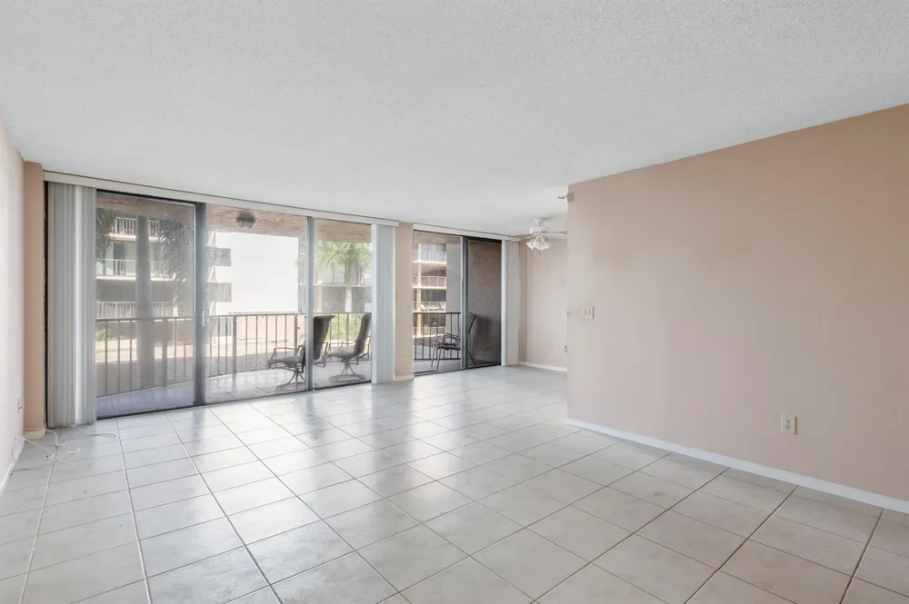 859 Jeffery Street #312 Boca Raton, FL 33487