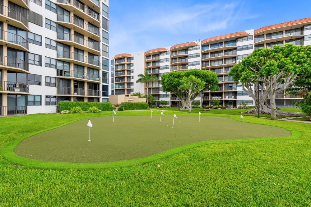 859 Jeffery Street #312 Boca Raton, FL 33487