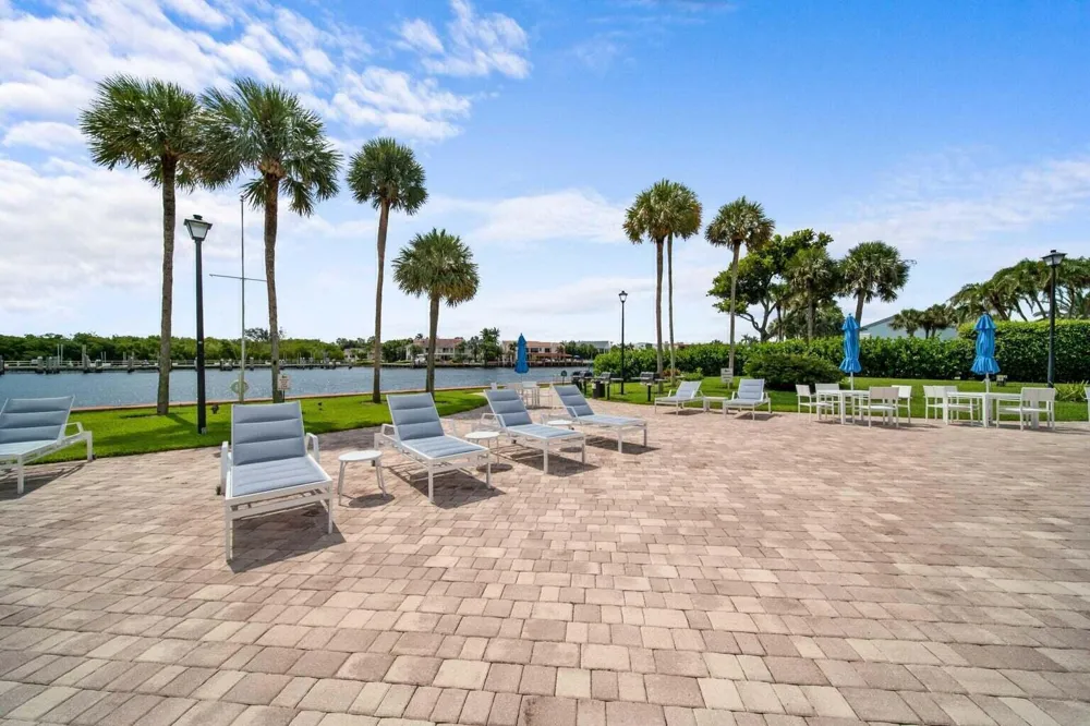 859 Jeffery Street #312 Boca Raton, FL 33487