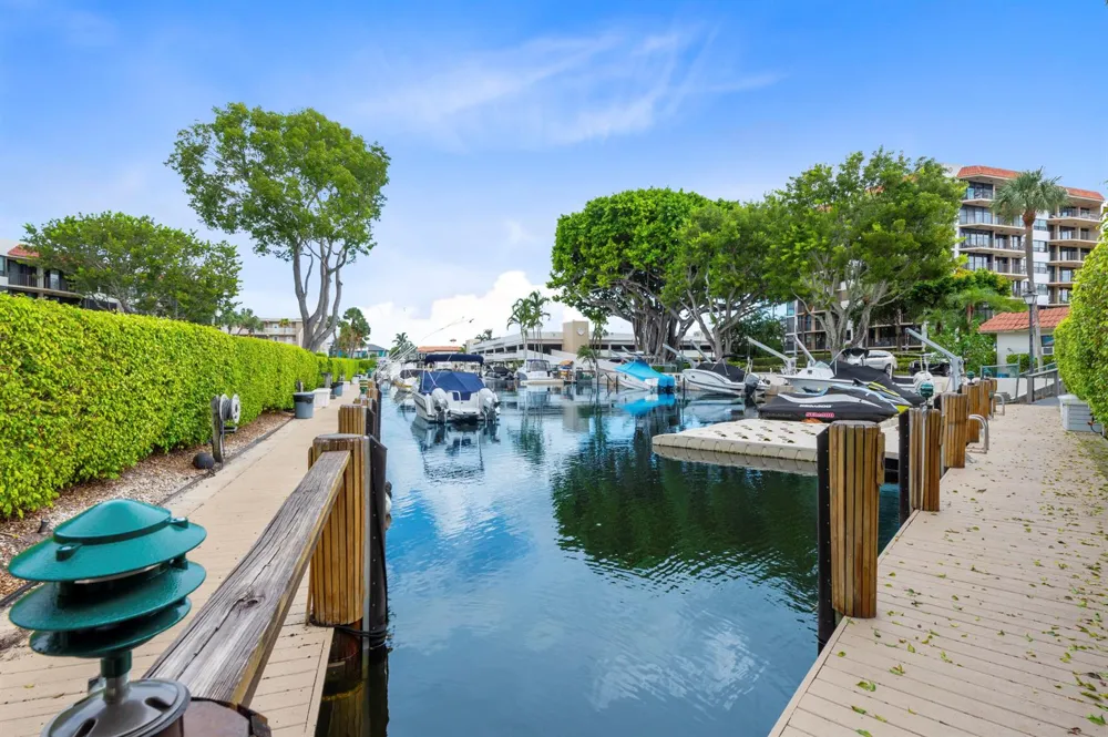 859 Jeffery Street #312 Boca Raton, FL 33487